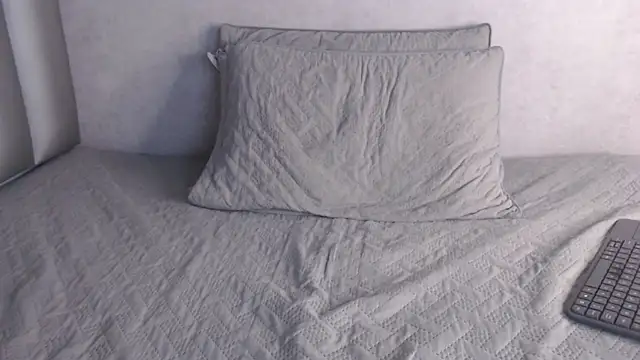 Lucy-23 online show from 04-11-26, 07:45