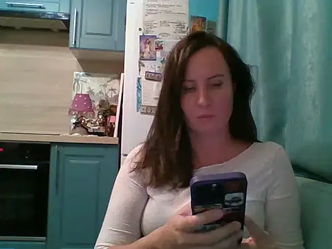 Snapshot of ALICAINWONDERLAND chatting on 10-27-25, 05:50 ALICAINWONDERLAND online show from 10-27-25, 05:50