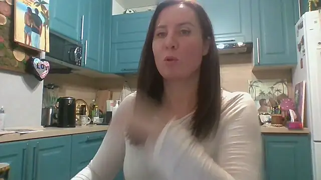 Snapshot of ALICAINWONDERLAND chatting on 11-19-25, 05:57 ALICAINWONDERLAND online show from 11-19-25, 05:57