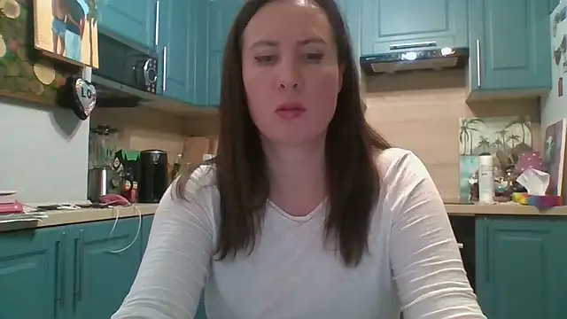 Snapshot of ALICAINWONDERLAND chatting on 11-21-25, 04:49 ALICAINWONDERLAND online show from 11-21-25, 04:49