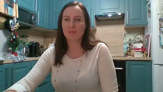 Snapshot of ALICAINWONDERLAND chatting on 01-06-26, 05:49 ALICAINWONDERLAND online show from 01-06-26, 05:49