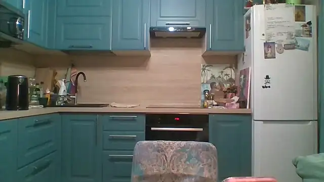 ALICAINWONDERLAND online show from 04-19-26, 06:10