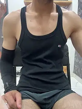 coupleyug online show from 04-29-26, 02:32