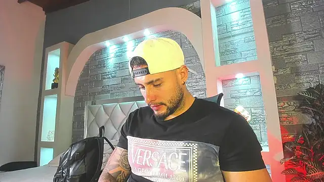 dominic de luca online show from 10-16-25, 03:51