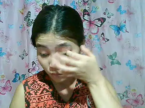 Snapshot of SexyAsianPussy4u chatting on 07-11-26, 12:02 SexyAsianPussy4u online show from 07-11-26, 12:02