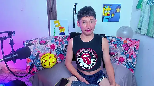 Snapshot of elfernh chatting on 09-30-25, 05:34 elfernh online show from 09-30-25, 05:34