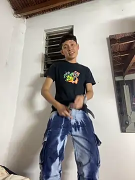 Snapshot of elfernh chatting on 10-30-25, 09:00 elfernh online show from 10-30-25, 09:00