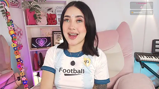 justonecute online show from 03-25-26, 04:51