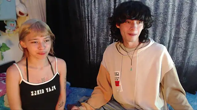 MixiPeach online show from 05-13-26, 01:08