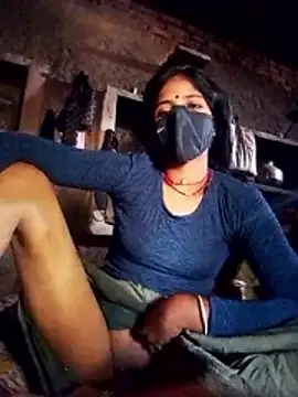 Snapshot of MISS-KAYA chatting on 10-15-25, 07:41 MISS-KAYA online show from 10-15-25, 07:41