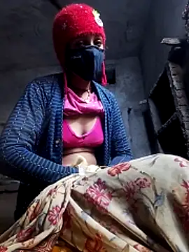 Snapshot of MISS-KAYA chatting on 11-25-25, 10:10 MISS-KAYA online show from 11-25-25, 10:10