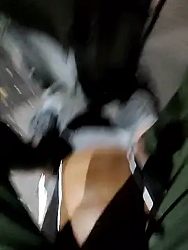 Snapshot of Kartik200798 chatting on 09-29-25, 04:23 Kartik200798 online show from 09-29-25, 04:23