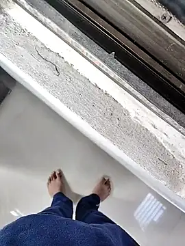 Snapshot of Kartik200798 chatting on 11-27-25, 05:31 Kartik200798 online show from 11-27-25, 05:31