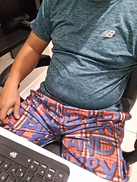 Carloskasado online show from 11-12-25, 10:41