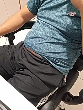 Carloskasado online show from 12-16-25, 07:13