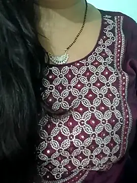 Snapshot of Anjali-bhabhi chatting on 10-22-25, 06:13 Anjali-bhabhi online show from 10-22-25, 06:13