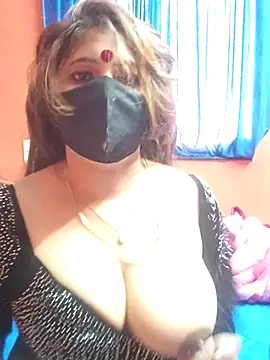 Snapshot of misspriya03 chatting on 01-12-26, 06:18 misspriya03 online show from 01-12-26, 06:18