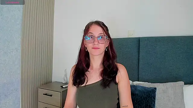 Laura Ivy online show from 05-14-26, 01:07
