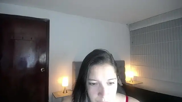 Snapshot of Agatha_bellucci_ chatting on 09-20-25, 01:01 Agatha bellucci online show from 09-20-25, 01:01