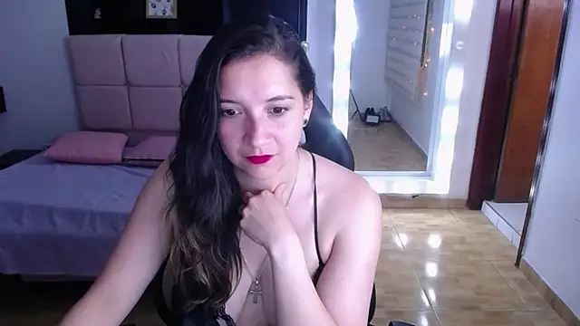 Snapshot of Agatha_bellucci_ chatting on 10-10-25, 02:49 Agatha bellucci online show from 10-10-25, 02:49