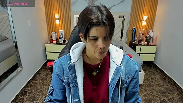 Snapshot of KAROLLJONES1 chatting on 11-21-25, 08:07 KAROLLJONES1 online show from 11-21-25, 08:07