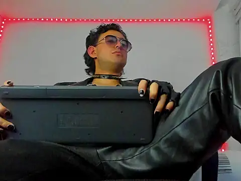 Alexxx savage online show from 09-21-25, 04:03