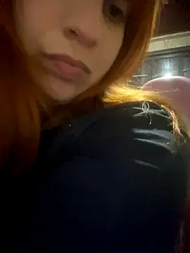 Snapshot of witchkiki chatting on 11-06-25, 05:30 witchkiki online show from 11-06-25, 05:30