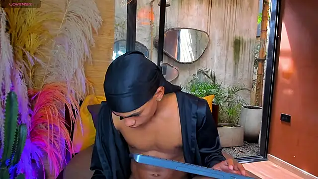 AlanCutee online show from 01-05-26, 05:27