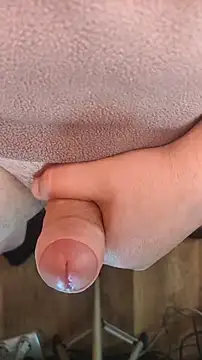 TobyDick13 online show from 10-04-25, 08:34