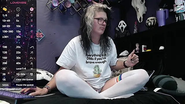 oddywithabody online show from 11-10-25, 04:55