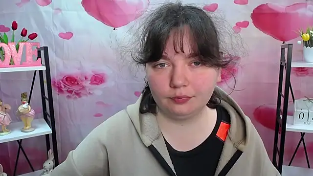Snapshot of NeonilaLisova chatting on 05-03-26, 05:13 NeonilaLisova online show from 05-03-26, 05:13