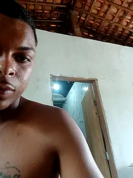 Snapshot of Rafael-01 chatting on 10-26-25, 03:29 Rafael-01 online show from 10-26-25, 03:29