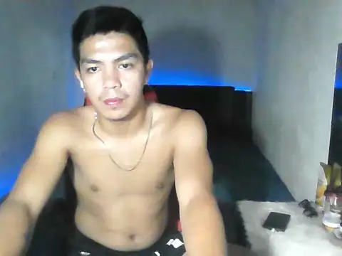 Hunky paul online show from 04-17-26, 07:11