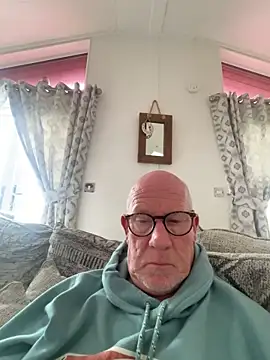 philefc online show from 10-17-25, 12:08