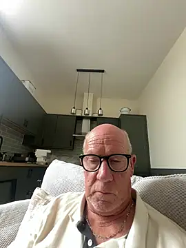 Snapshot of philefc chatting on 07-18-26, 11:03 philefc online show from 07-18-26, 11:03