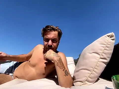 Snapshot of 3615-ULLA chatting on 09-18-25, 11:56 3615-ULLA online show from 09-18-25, 11:56