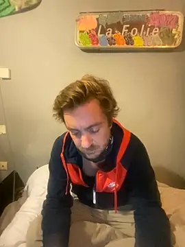 Snapshot of 3615-ULLA chatting on 11-22-25, 08:30 3615-ULLA online show from 11-22-25, 08:30