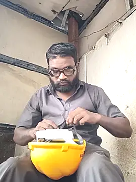 Snapshot of Gk_99999 chatting on 10-02-25, 07:15 Gk 99999 online show from 10-02-25, 07:15