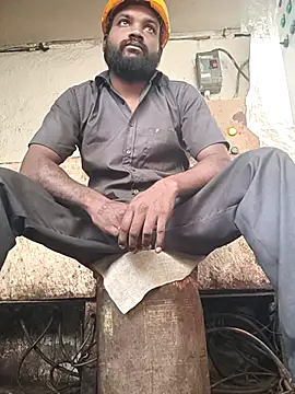 Snapshot of Gk_99999 chatting on 10-06-25, 03:15 Gk 99999 online show from 10-06-25, 03:15