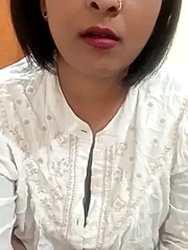 Snapshot of Queen_Kushi4 chatting on 07-08-26, 02:10 Queen Kushi4 online show from 07-08-26, 02:10