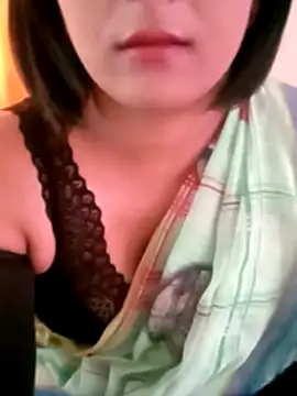 Snapshot of Queen_Kushi4 chatting on 07-15-26, 09:58 Queen Kushi4 online show from 07-15-26, 09:58