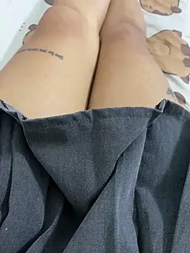   BabyShowPublic   online show from 09-20-25, 02:07