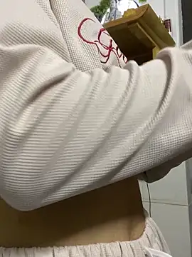   BabyShowPublic   online show from 09-25-25, 01:15