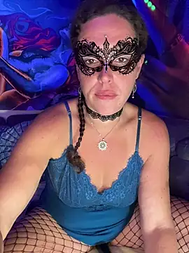 Nadja Noir online show from 10-14-25, 10:38