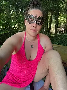 Nadja Noir online show from 05-24-26, 11:15