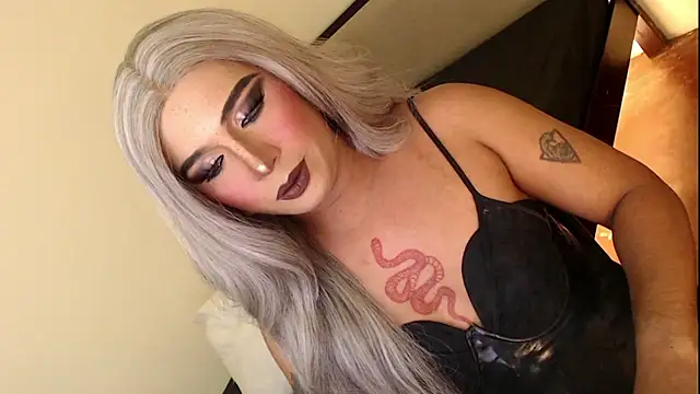 mslilly croft online show from 01-08-26, 04:42