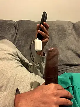 Snapshot of Insurance-03 chatting on 12-17-25, 07:47 Insurance-03 online show from 12-17-25, 07:47