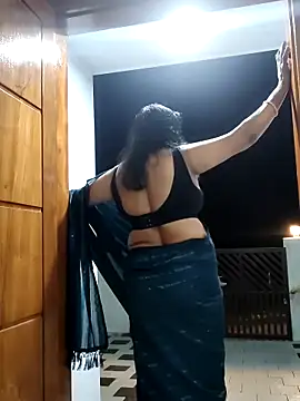 mallu-lover online show from 03-04-26, 03:18