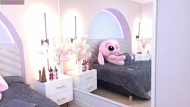 amy miller1 online show from 04-10-26, 08:02