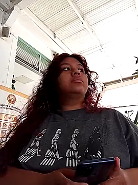 Snapshot of CloeStron chatting on 11-20-25, 03:34 CloeStron online show from 11-20-25, 03:34